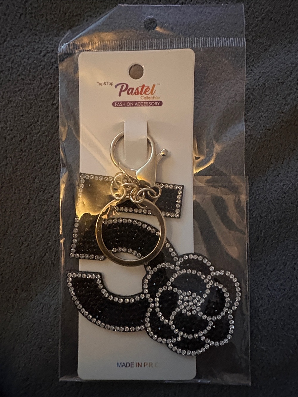 FASHION Black Rhinestone Number 5 & Flower Keychain